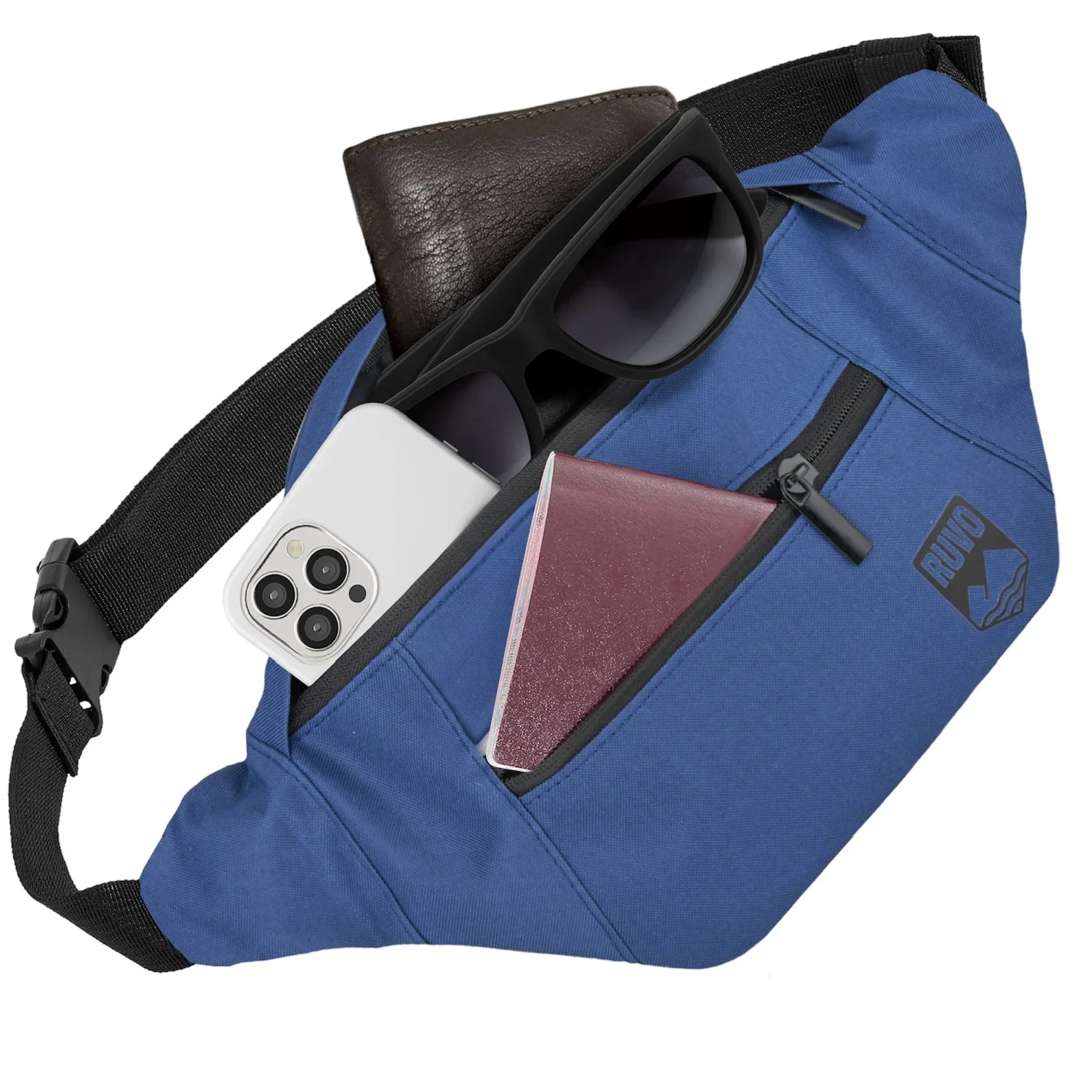 Blaue Gürteltasche mit Sonnenbrille, Smartphone, Geldbörse und Reisepass im Vorderfach
