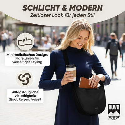 Frau mit schwarzer Umhängetasche und Kaffee, minimalistisches Design, alltagstauglich für Stadt und Reisen